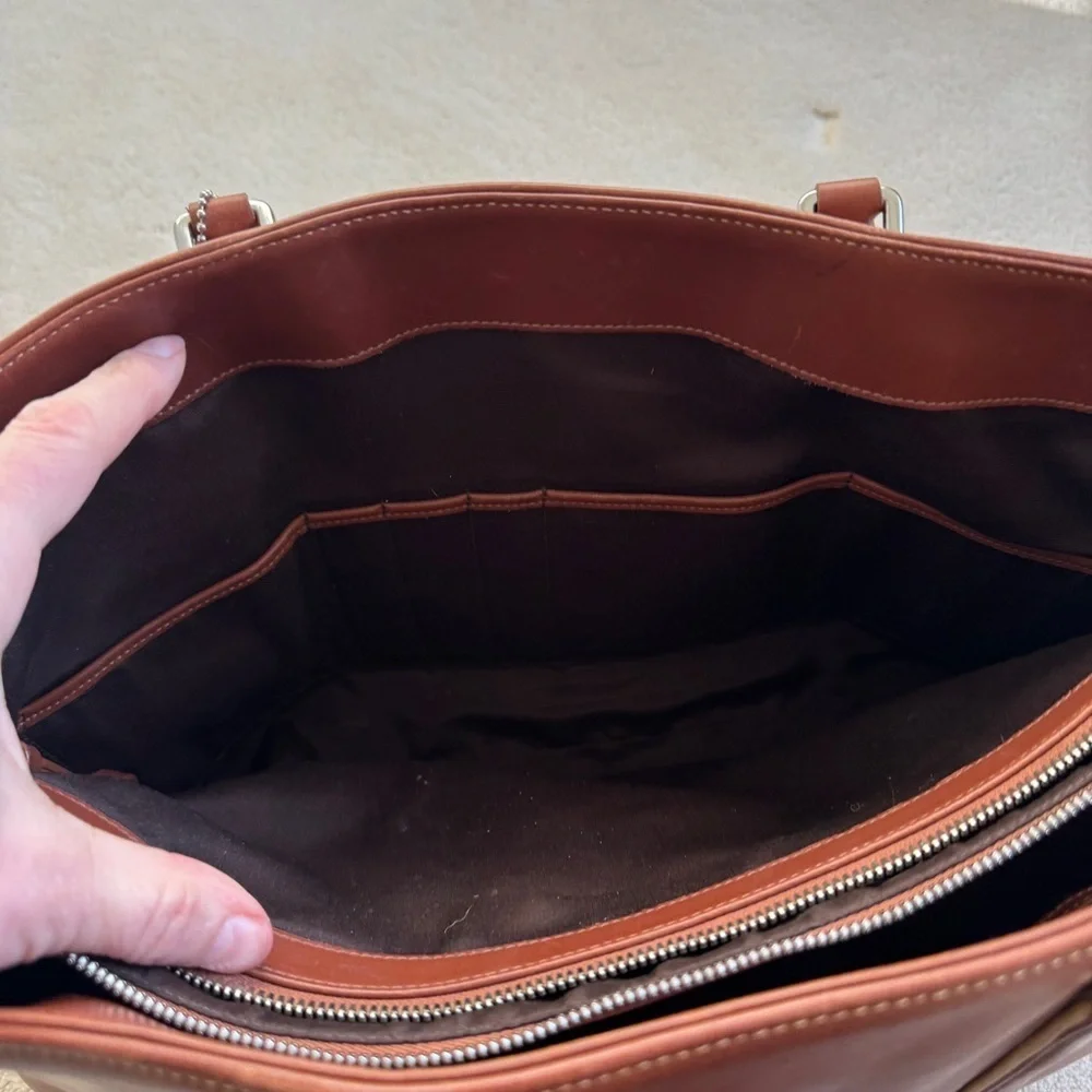 Vintage Coach Hampton Brown Leather Tote Bag